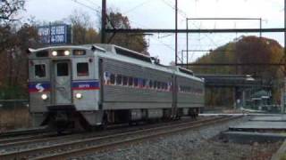 preview picture of video 'SEPTA Action at Woodbourne, PA 10/31/09'