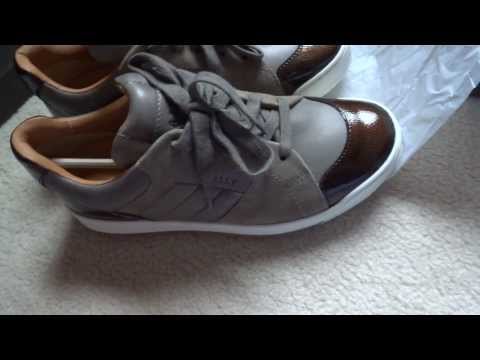 download lagu mp3 mp4 Bally Sneakers Australia, download lagu Bally Sneakers Australia gratis, unduh video klip Bally Sneakers Australia