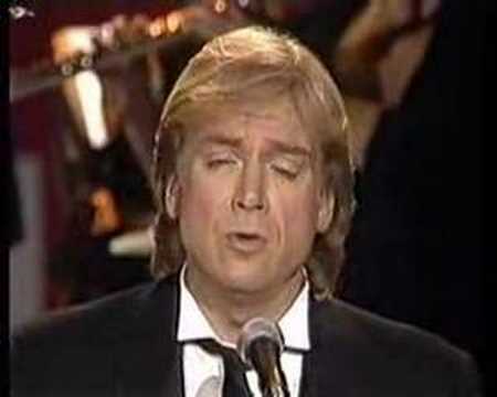 download lagu mp3 mp4 Justin Hayward Vincent, download lagu Justin Hayward Vincent gratis, unduh video klip Justin Hayward Vincent