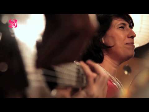 Silvia Machete e Moska - Toda Bêbada Canta