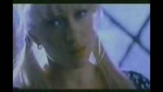 Detrás de Mi Ventana Music Video