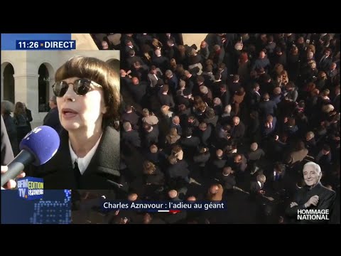 "C'était très émouvant." Mireille Mathieu a apprécié l'hommage national rendu à Charles Aznavour