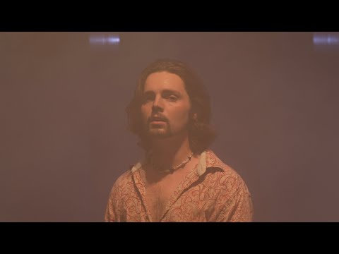 Dosey - little things (Official Music Video)