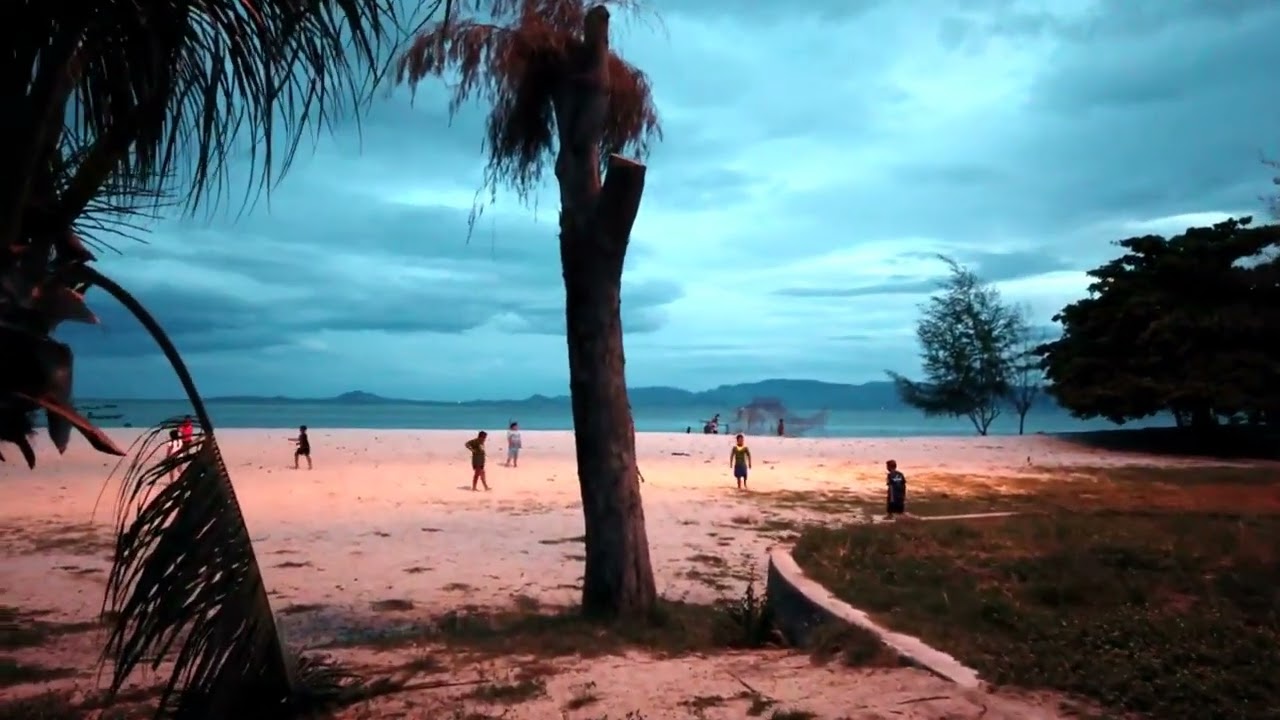 Beyond the Beach: Fun-Filled Evenings in Thongsala!