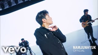 남준혁 (J-HYUK) - 왜 날 멀리해 (Official Video)