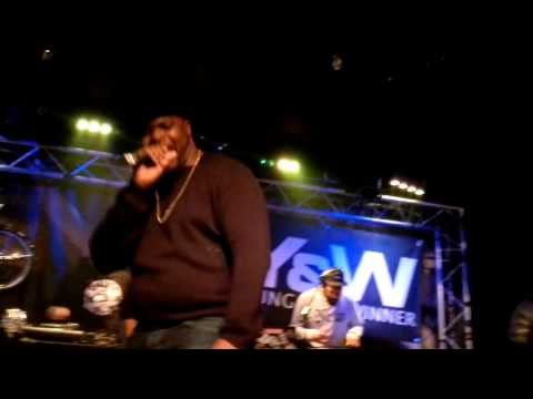 Rocé feat Kohndo - Un parmi des millions Live @Scred Festival