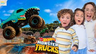 FOMOS NO SHOW DOS CARROS GIGANTES! 🚙💥 HOT WHEELS MONSTER TRUCKS - FAMÍLIA BELLA E LUCCA SHOW