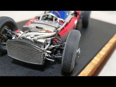 1 18 Exoto Ferrari Dino 'Sharknose' 156/65 ° F1 #6 (red) 1961 DIRTY HERO VERSION