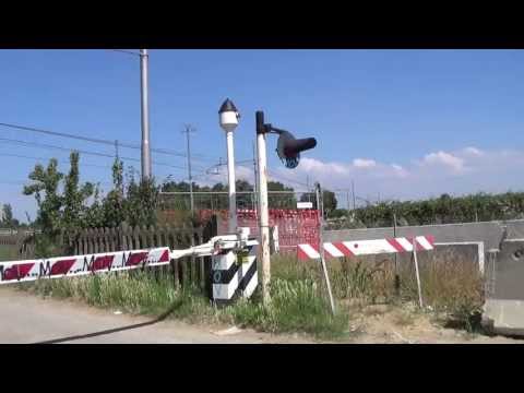 Passaggio a livello di via Casanola - Castelbolognese (RA) / Level Crossing / Bahnübergang / 道口 / 踏切