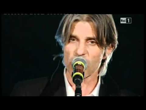 Sanremo 2011 - Luca Madonia con Franco Battiato - L'alieno