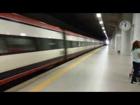 Alfa Pendular,  passagem estação Espinho, vindo Algarve.