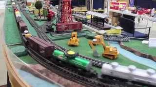 preview picture of video 'ACSG runs S Gauge Trains at the Mauldin SC Train Show'