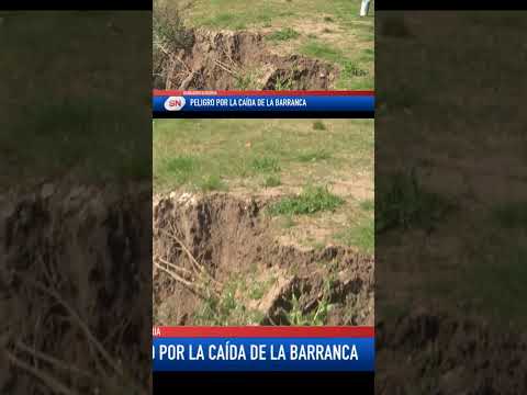 Peligro por la caída de un sector de la barranca en Granadero Baigorria.