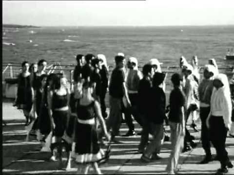 Israeli folk dance & music - Debka Rafiach - (live in France, 1968)