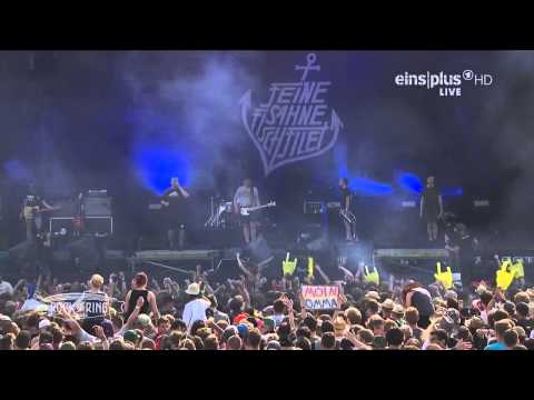 Feine Sahne Fischfilet - Komplett im Arsch  live at Rock am Ring 2015 RaR