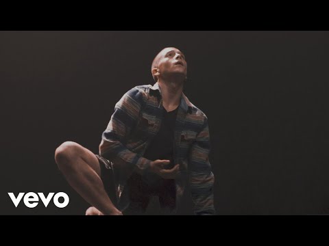 Darlingside - A Light On In The Dark (Official Music Video)