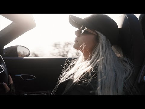 Chloe Adams - Fake My Own Death (Lyric Video & Visualiser)
