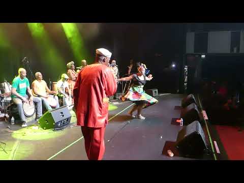 ERICK COSAQUE A VILLENEUVE  LA GARENNE