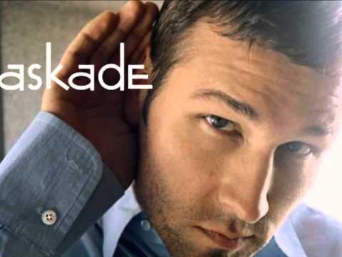 Kaskade vs. Swedish House Mafia & Knife Party - Fire In Your New Antidote (Kaskade Mash Up)
