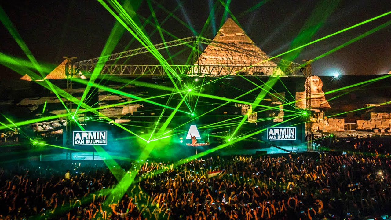 Armin van Buuren - FSOE 500