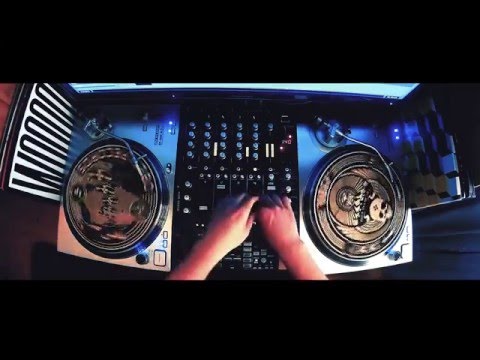 DHZtv - BLACKOUT [INFINITY MANDEM] - 5 MIN GRIME SET [DJ SET]