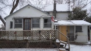Exploring a Little Abandoned Farm