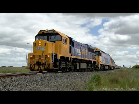 9154 Broad Gauge Grain Train With Five Diesel Locomotives (24/10/2021) - PoathTV Australian Railways