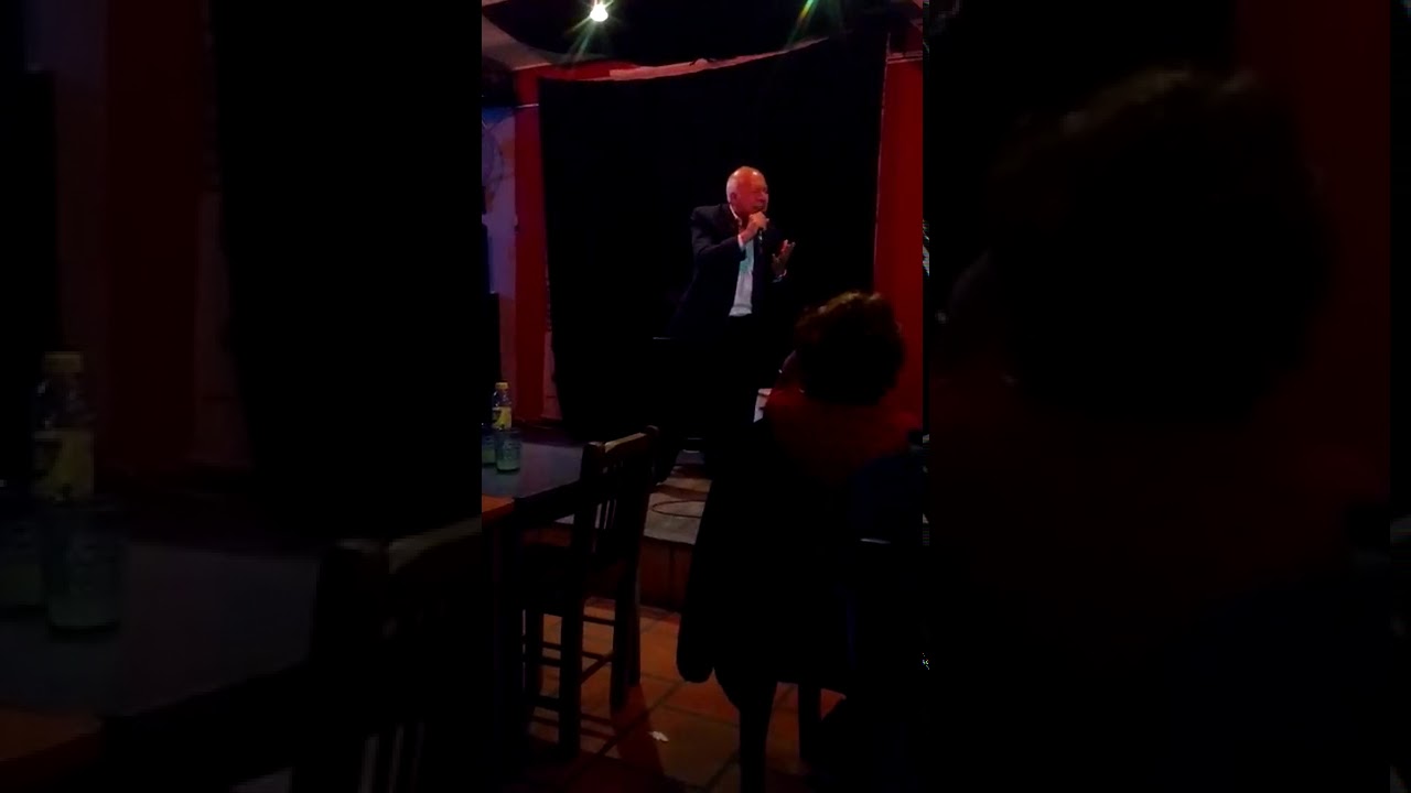 Che bandoneón  De Troilo y Manzi por Roberto Vacca