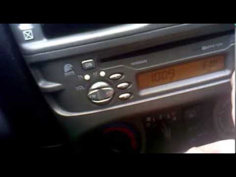Как снимать магнитолу и вводить код Nissan Almera N16 , часть 2