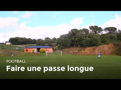 Comment faire une passe longue : gestes techniques | Football