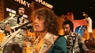 The Who &amp; Elton John - Pinball Wizard (Tommy 1975)