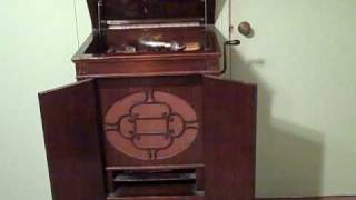 Meyer Davis Arrowhead Inn Orch. Sleep Baby Sleep Roaring 20's.MP4