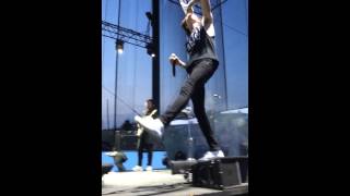 The Neighbourhood- $ting