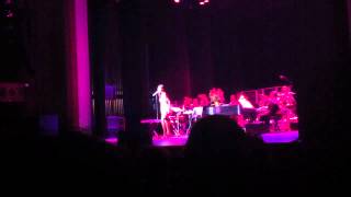 Natalie Cole singing Sting's "If I Ever Loose My Faith"