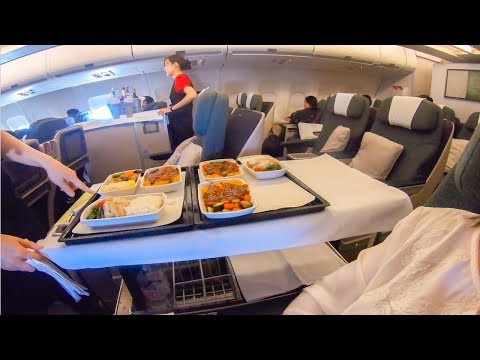 Classe Executiva Cathay Dragon de Hong Kong a Xangai | The Pier & Wing First Class Lounge
