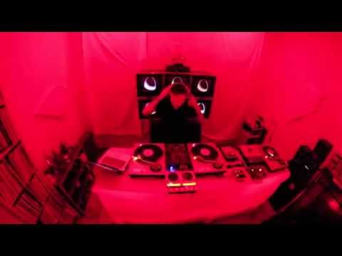 Michna - In The Mix - Egg TV Episode 1