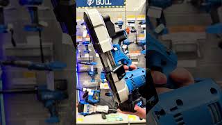 Battery 2x4Ah and Charger 2x4A BULL XLTpro