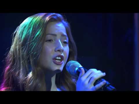 Lexi Walker - "A Dream is a Wish Your Heart Makes" + interview (Live at Wonderama 2017)