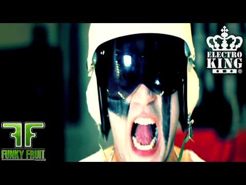 MAX ROBBERS VS. TONY WHITE - NO GOOD 3000