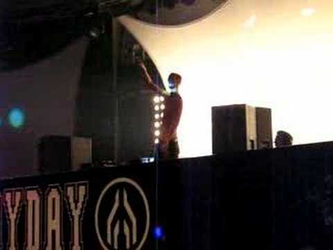 Felix Kröcher @ Mayday 2008 - Placebo : Every you every me