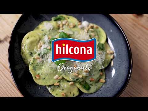 Tortelli Pesto Basilico mit gerösteten Pinienkernen