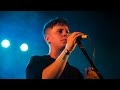 Nothing But Thieves perform Graveyard Whistling ...