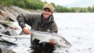 preview picture of video 'Gaula June - 2011 Atlantic salmon C/R fly fishing for salmon'