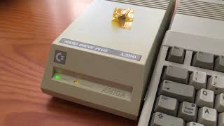 Video thumbnail for Commodore Amiga 500 with A590 Hard Drive Plus attached. First start after 25 years of hibernation by olDirdey