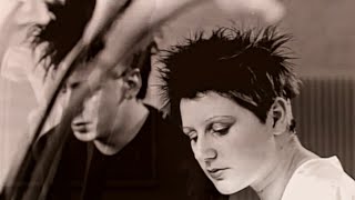 Cocteau Twins - Aikea-Guinea (Official Video)