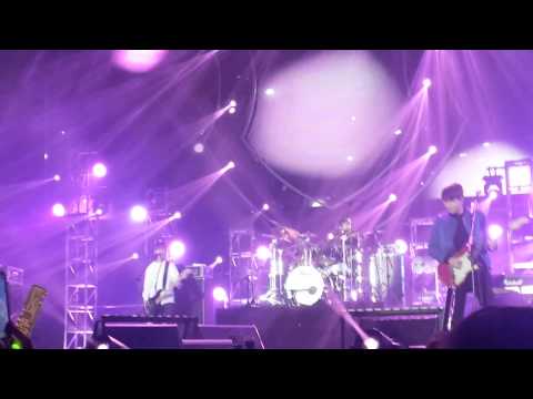 150517 FNC KINGDOM IN HK - FT Island Hey Girl