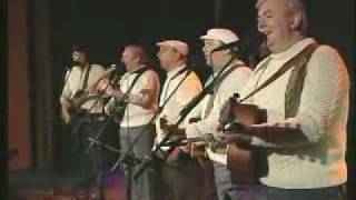 Moonshiner - Clancy Brothers and Robbie O&#39;Connell