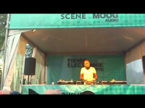 Mossa is Right, There is no Guestlist @ Piknic Electrpniks 2012