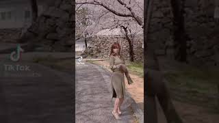 【TikTok】超絶ボディで削除が怖い…#short