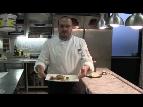 Iacobucci prepara prato no i Portici em Bolonha